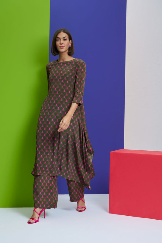 made you look - Square Cut Kurta With Straight Pants
