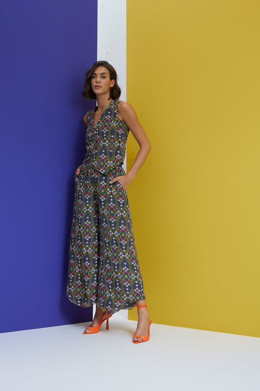 over it - Waist Coat With High Low Pants