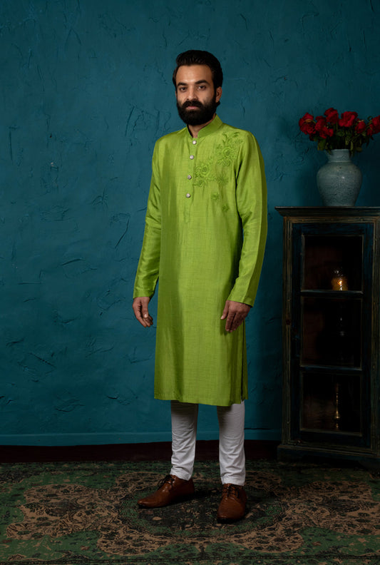 GREEN EMBROIDERED KURTA SET