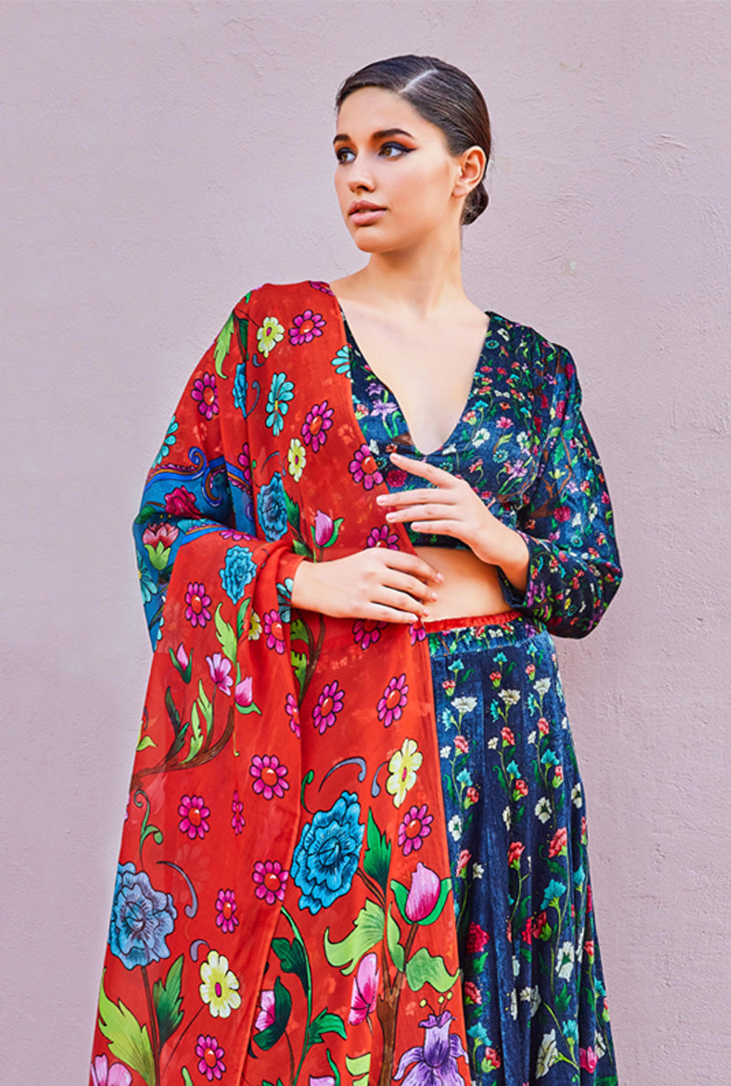 Women ethnic wear
