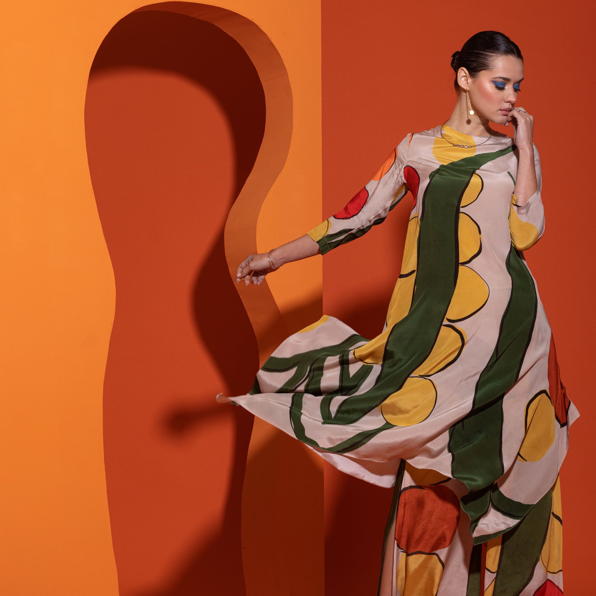 Let It Gogh - Asymmetric Kurta with Slitted Pants