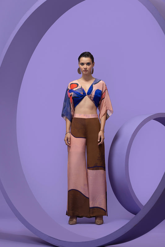 SHOW OFF - Boxy Crop Top with Slitted Pants