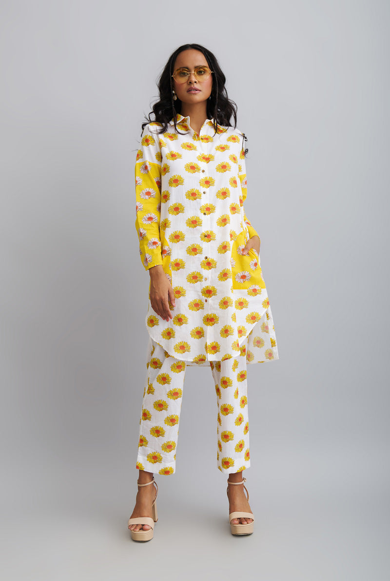 Pocked Detailed Shirt With Trousers by Nautanky
